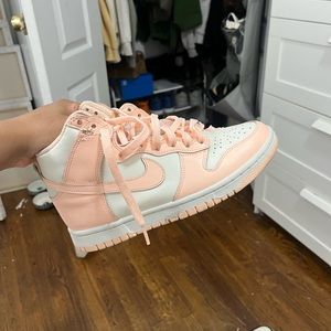 High top Nike Dunks pink/coral
